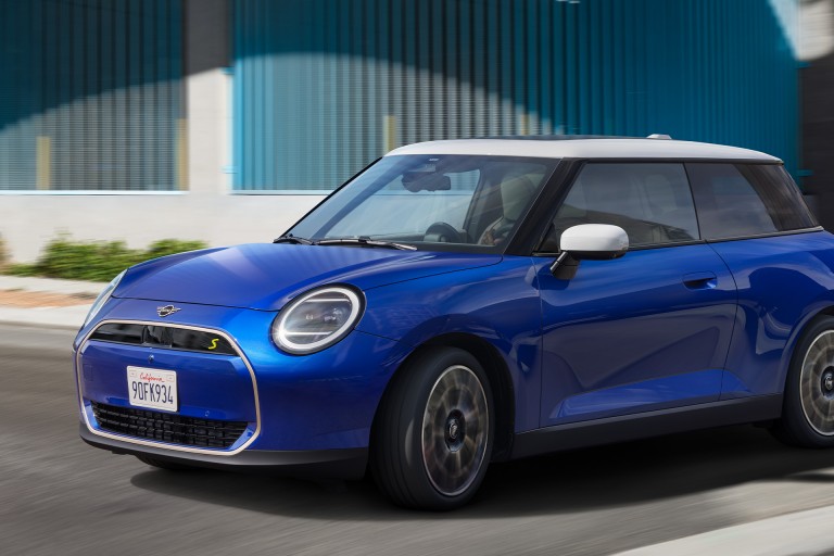 MINI pur electric - experienţă de condus - aerodinamică
