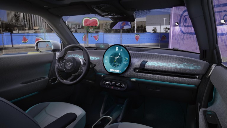 MINI pur electric - interior - panou de bord