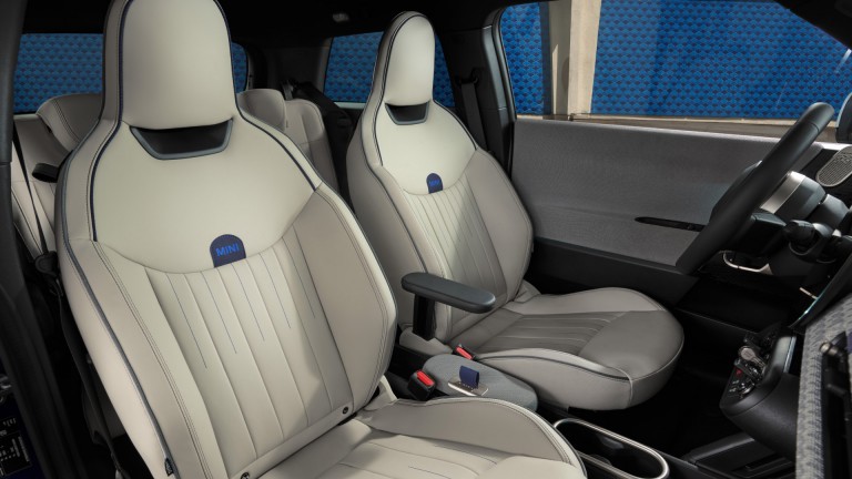 MINI pur electric - galerie interior - 01