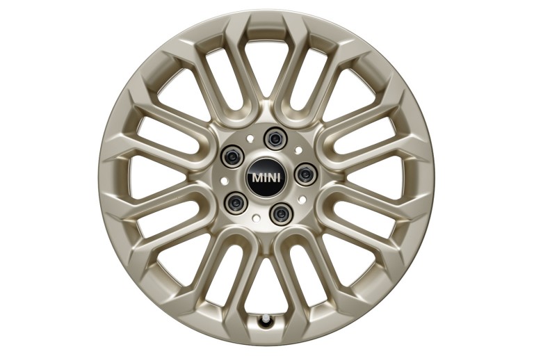 MINI pur electric - sustenabilitate - aluminiu secundar