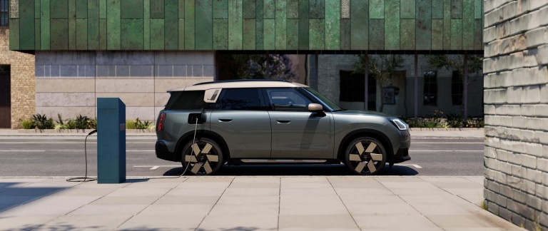 MINI Countryman pur electric –etapă