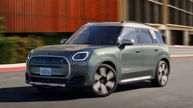 MINI Countryman pur electric - încărcare - proporţii aerodinamice