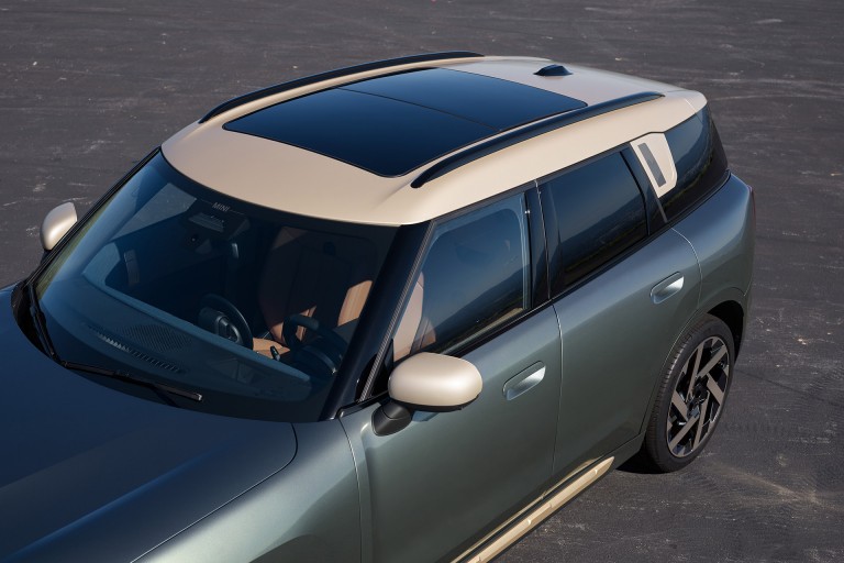 MINI Countryman - exterior - plafon panoramic